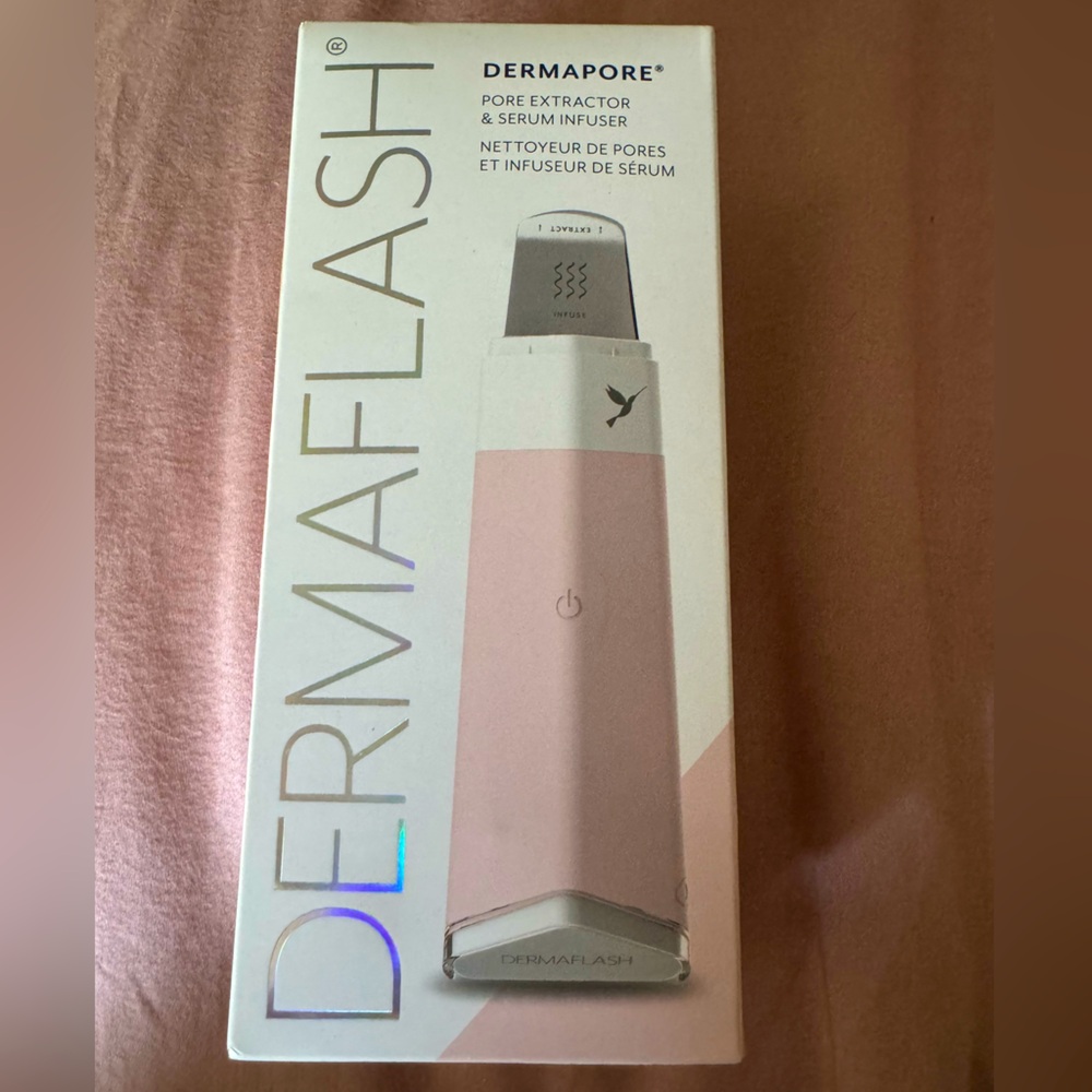 New Dermapore Pore Extractor & Serum Infuser - Dermaflash - Icy Pink